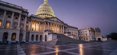 Senado dos Estados Unidos avança em projeto de lei marco sobre criptomoedas