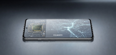 EUA alertam contra roubos da IA chinesa DeepSeek enquanto empresa corta preços para tentar atrair o mercado