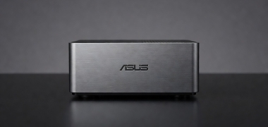 ASUS coloca 80 TOPS de IA local em um mini PC menor que uma caixa de sapatos
